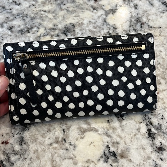 Kate Spade Bifold Wallet - Picture 2 of 4